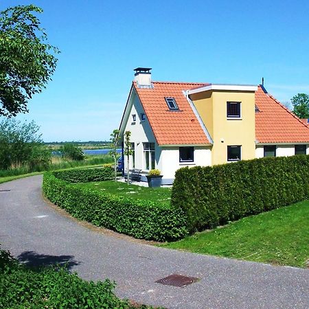 Detached Villa With Dishwasher Leeuwarden At 21Km Suameer Esterno foto