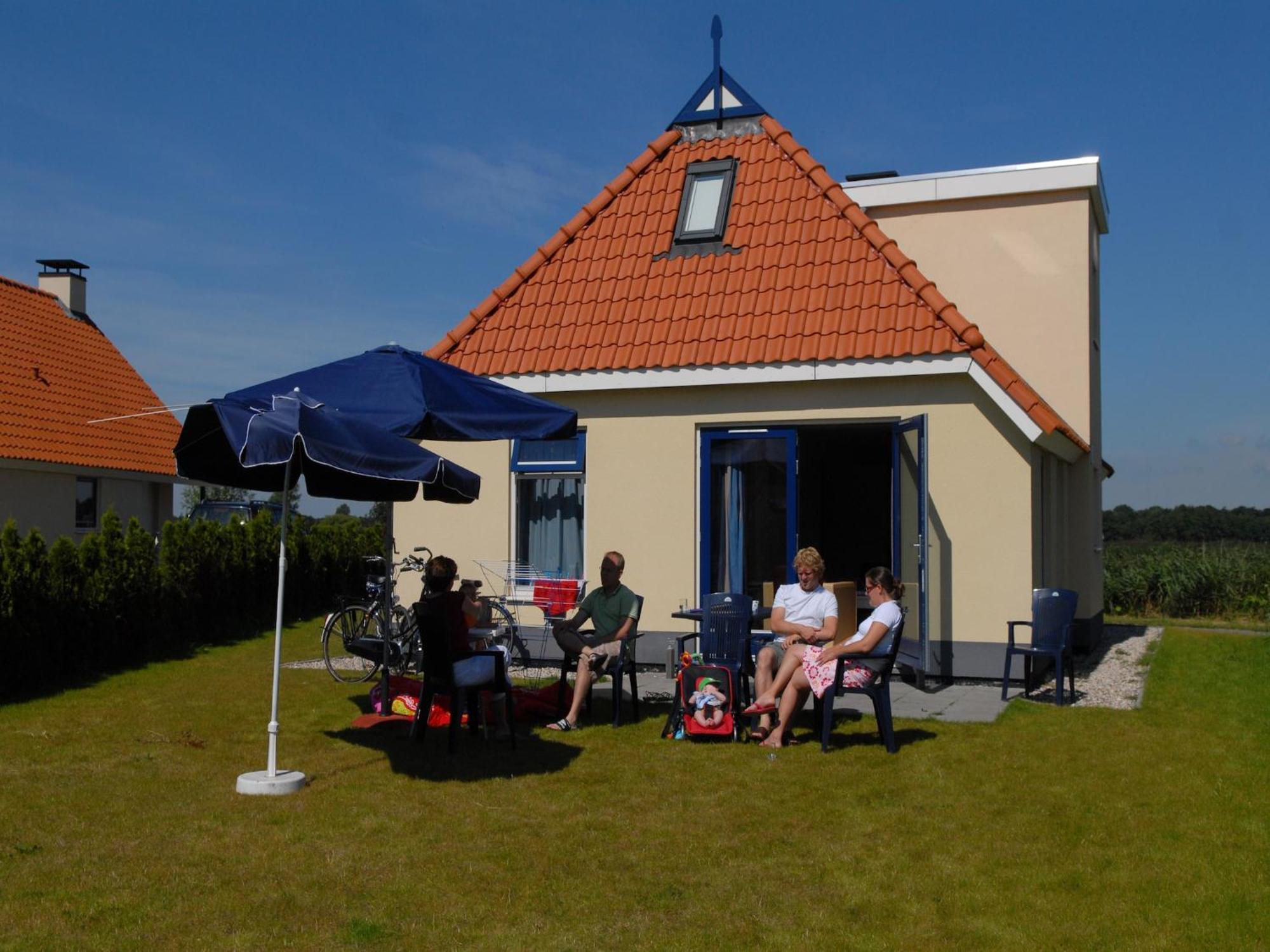 Detached Villa With Dishwasher Leeuwarden At 21Km Suameer Esterno foto
