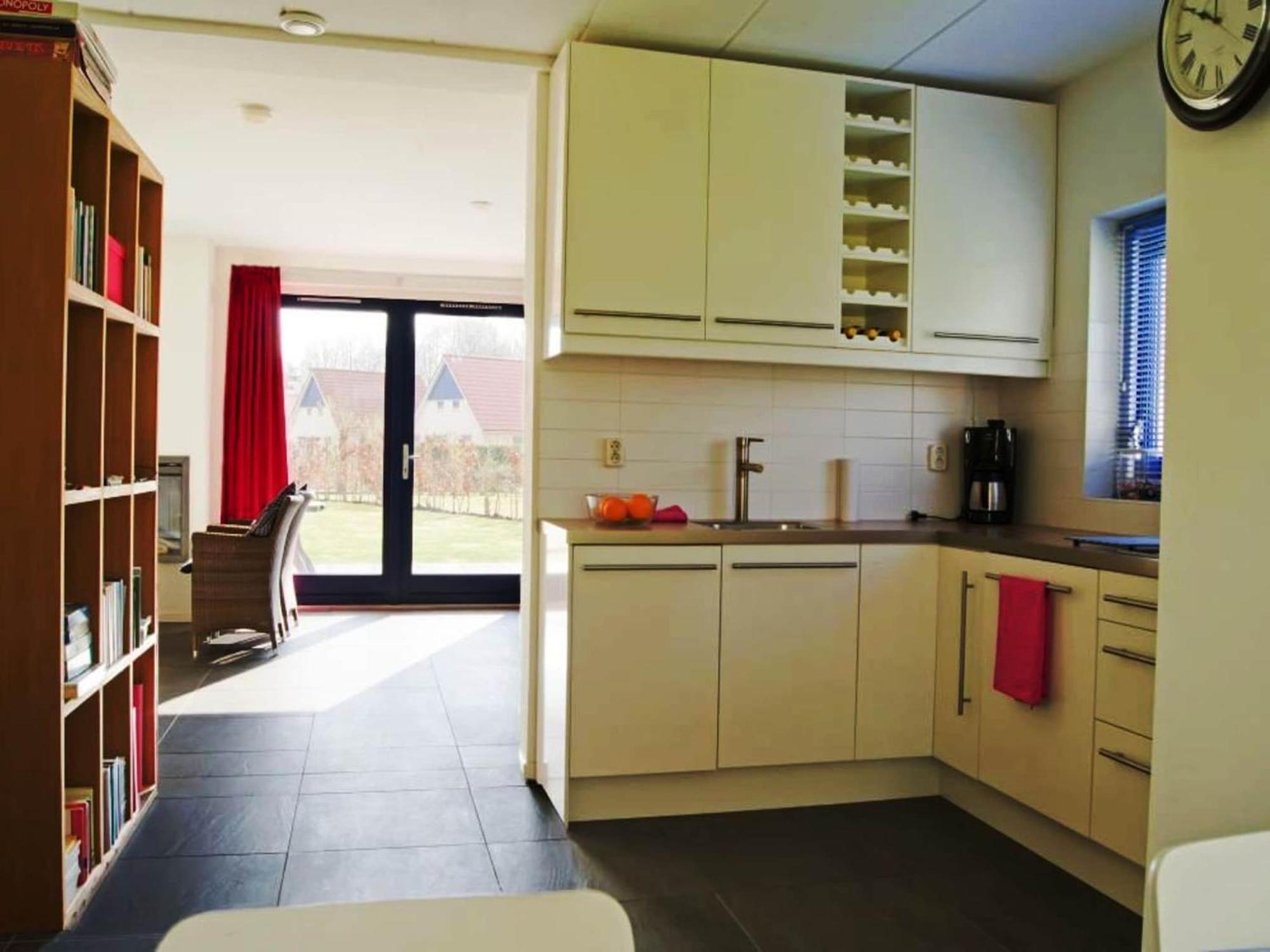 Detached Villa With Dishwasher Leeuwarden At 21Km Suameer Esterno foto